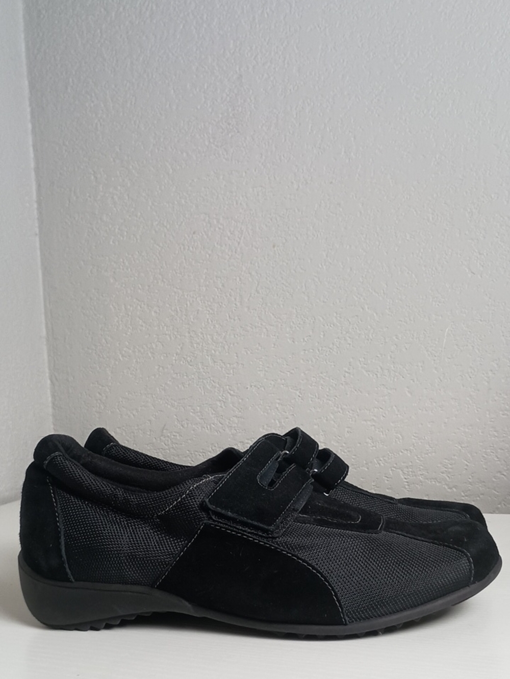 Women's Black munri Joliet Walking Shoes Size 7.5 W
